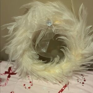 Elegant White Feather Wreath with Bow and Faux Gem